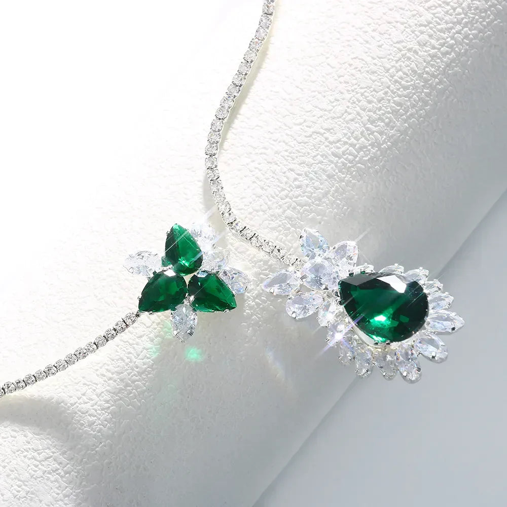 Vintage Collier Blume aus Smaragd